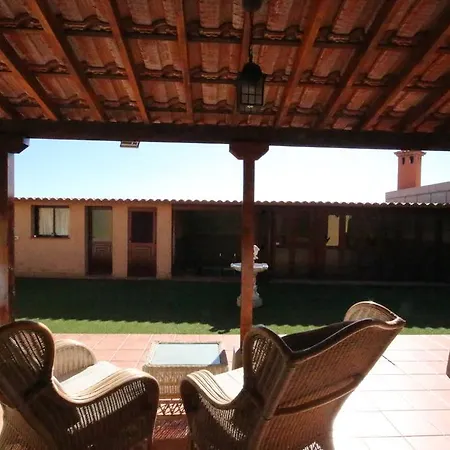 Reina Sunrises Ferienhaus Cho